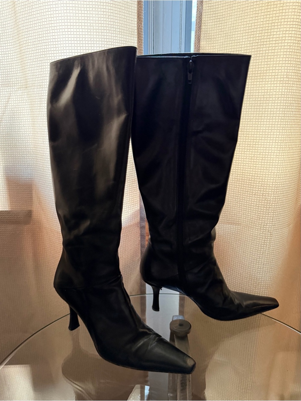 Stuart Weitzman Black Leather Knee High Boots Pointed Toe Kitten Heel Women’s